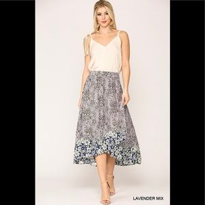 Animal border print midi skirt.